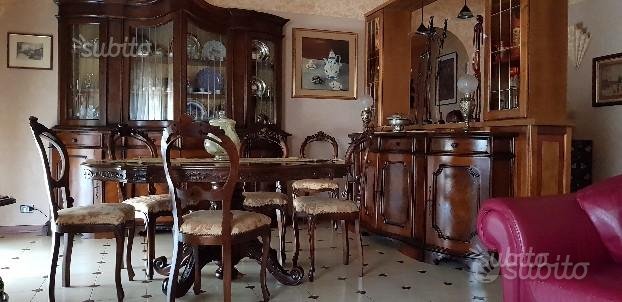 Camera da pranzo stile Inglese - Arredamento e Casalinghi In vendita a Siracusa