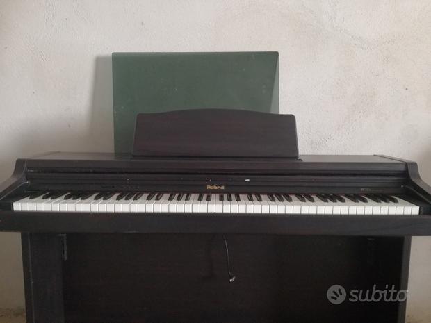 Pianoforte digitale Roland HP147e
